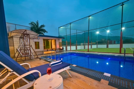 6 BHK Turf Villa in Lonavala with Sports theme rooms