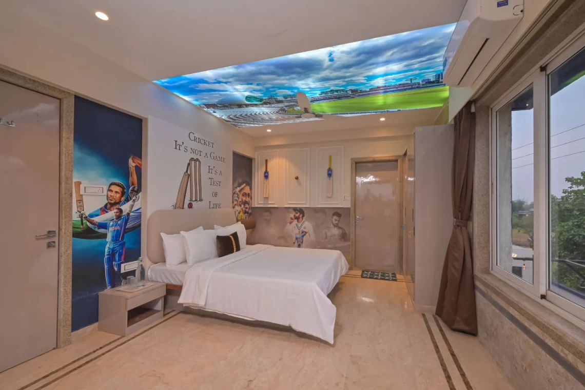 6 BHK Turf Villa in Lonavala with Sports theme rooms