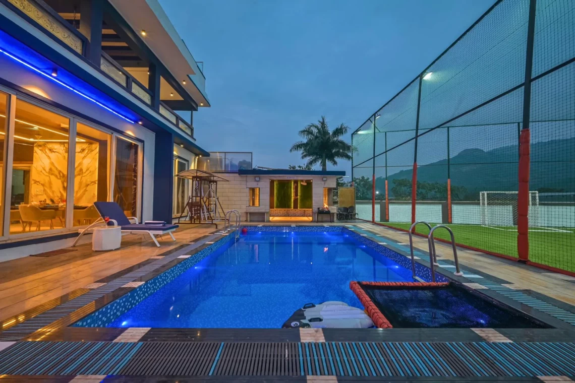 6 BHK Turf Villa in Lonavala with Sports theme rooms