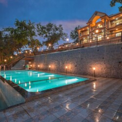 Giridhar Palace