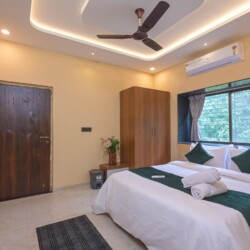 Giridhar Palace