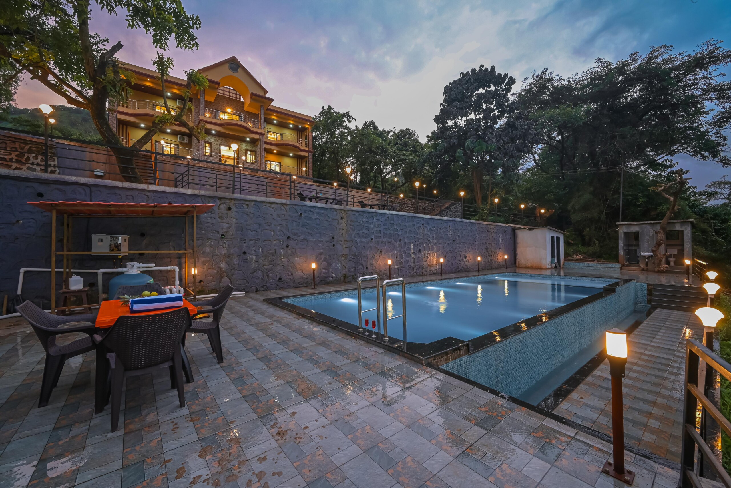 Giridhar Villas in Girivan