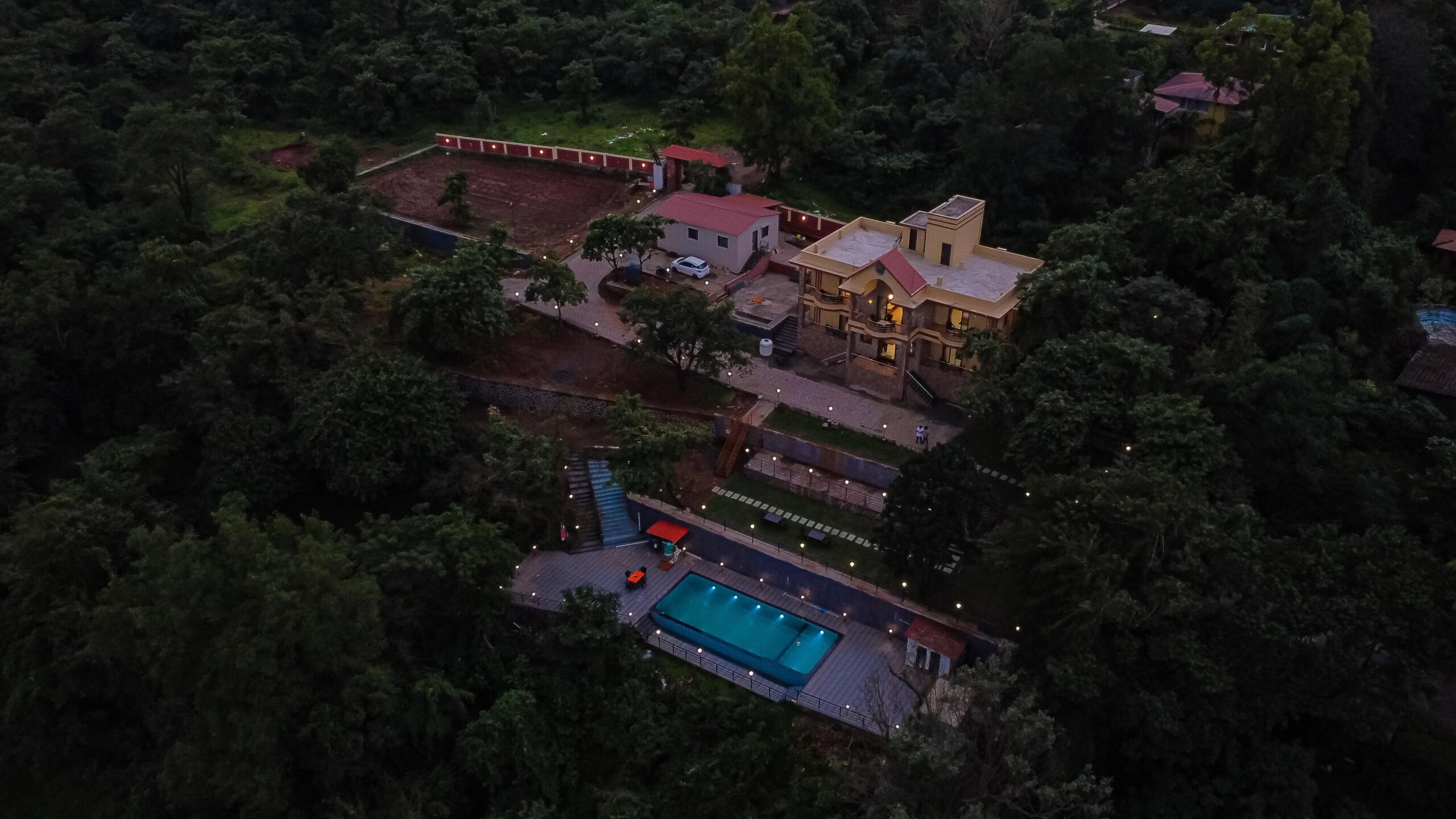 Luxury 7 BHK Mountain View Villas in Girivan Mulshi